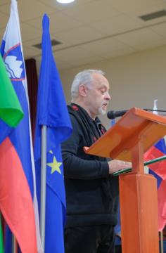 Odkritje obeležja Rastoča knjiga 4